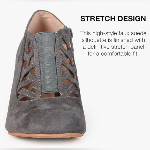 Journee Collection Womens Piper Block-Heeled Booties with Round-Toe Crisscross - Picture 3 of 10